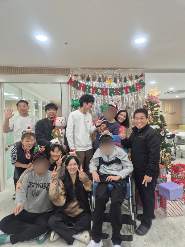 c7d243ce4fa5fd6d1415d709499bcfe2_1765754762_105.jpg